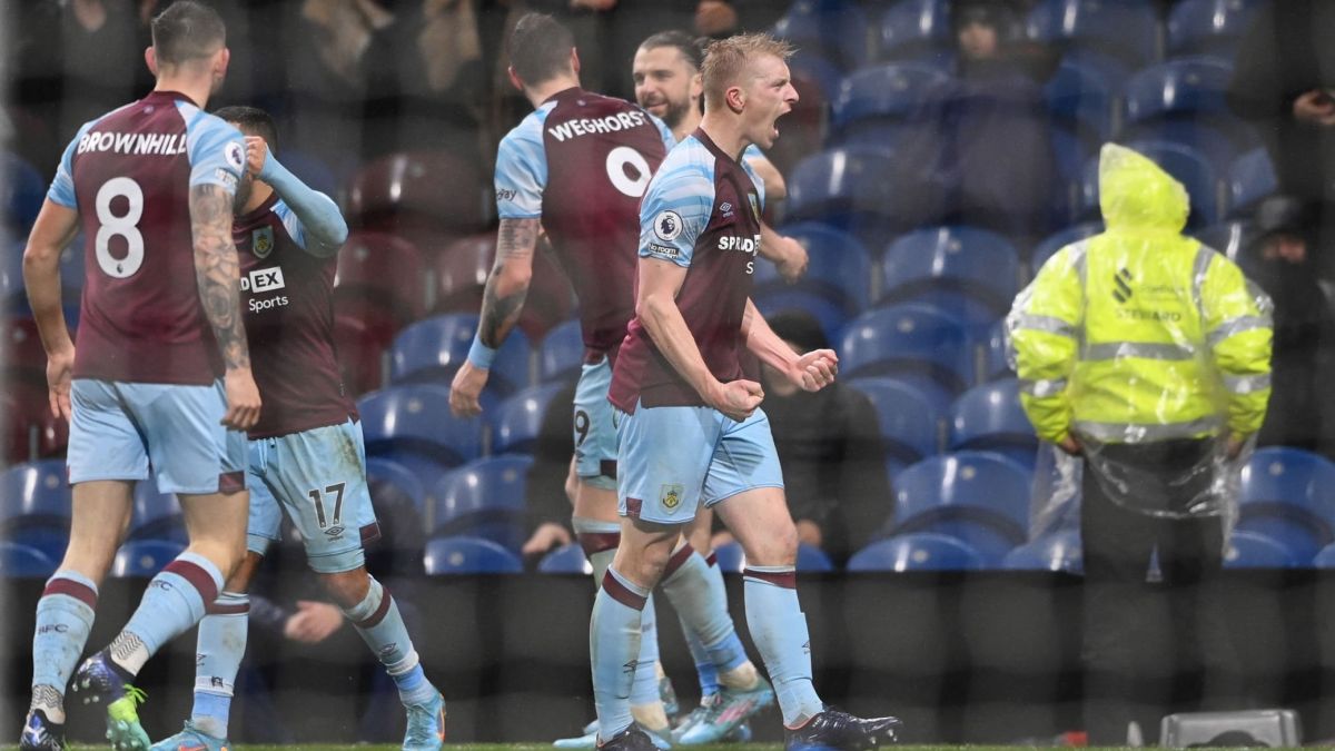 خلاصه بازی برنلی 1-0 تاتنهام