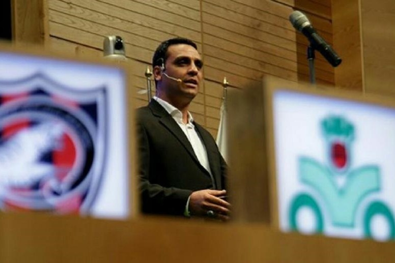 فتاحی: یزدانی باید اردیبهشت به خدمت اعزام شود/ تکلیف ۱۸ میلیارد از سهم استقلال در تبلیغات محیطی نامشخص است