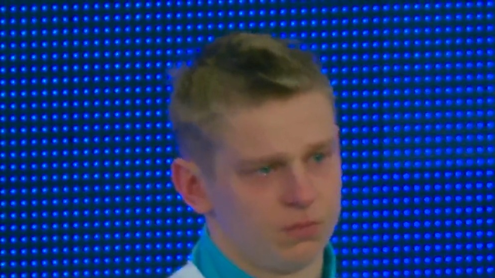 اشک های الکساندر زینچنکو ستاره اکراینی منچسترسیتی پیش از بازی مقابل اورتون برای مردم کشورش