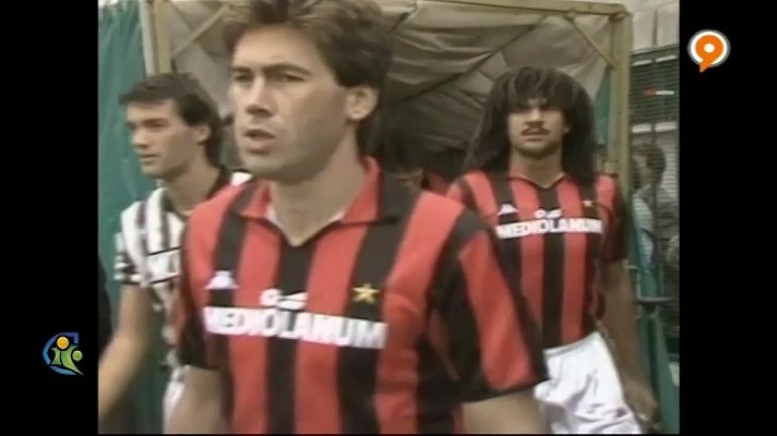 فوتبال 120/ رقابت میلان و ناپولی در سری آ به سبک دهه ۸۰