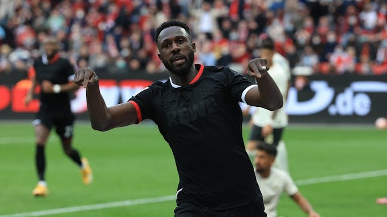 خلاصه بازی بایرلورکوزن 0-1 کلن