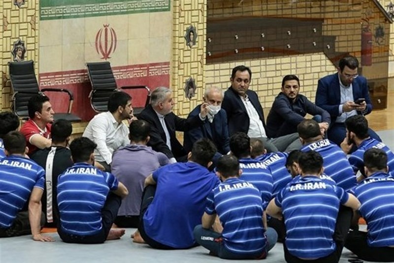 حضور رئیس کمیته ملی المپیک در کمپ تیمهای ملی کشتی/ صالحی امیری: گلایههای دبیر فقط برای ارتقای کشتی است