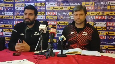 اختصاصی/ کنفرانس خبری مربیان آلومینیوم اراک و تراکتور پیش از بازی