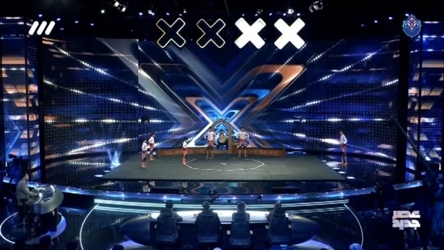 عصر جدید / اجرای جالب پهلوانک ها