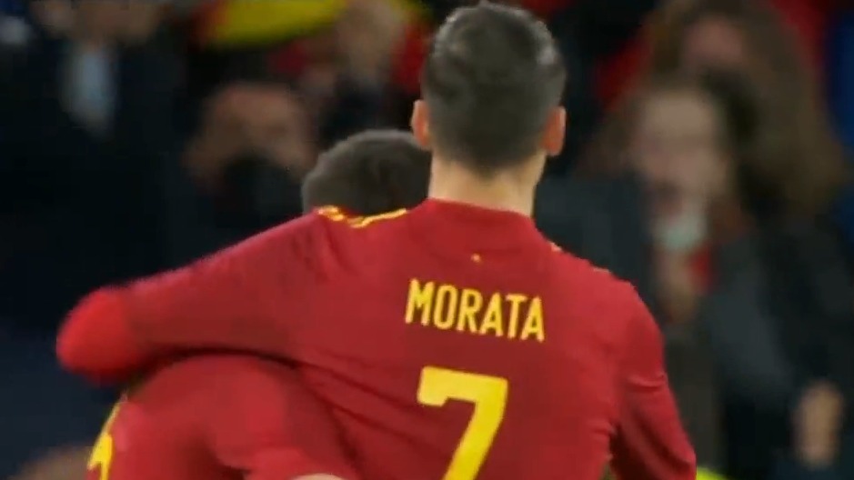 گل اول اسپانیا به ایسلند (موراتا)