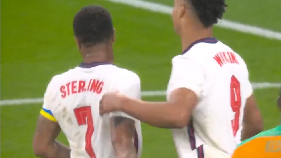 گل دوم انگلیس به ساحل عاج (استرلینگ)