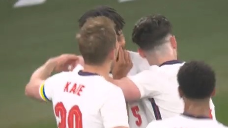 گل سوم انگلیس به ساحل عاج (مینگز)