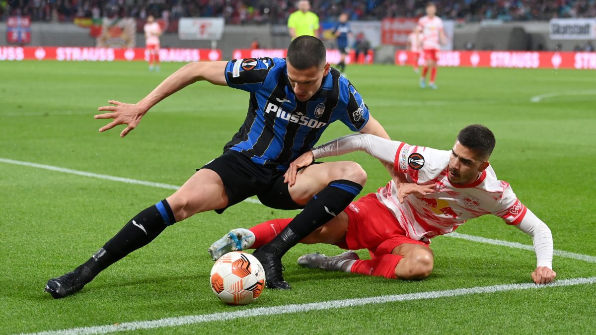 خلاصه بازی آربی لایپزیش 1-1 آتالانتا (لیگ اروپا)