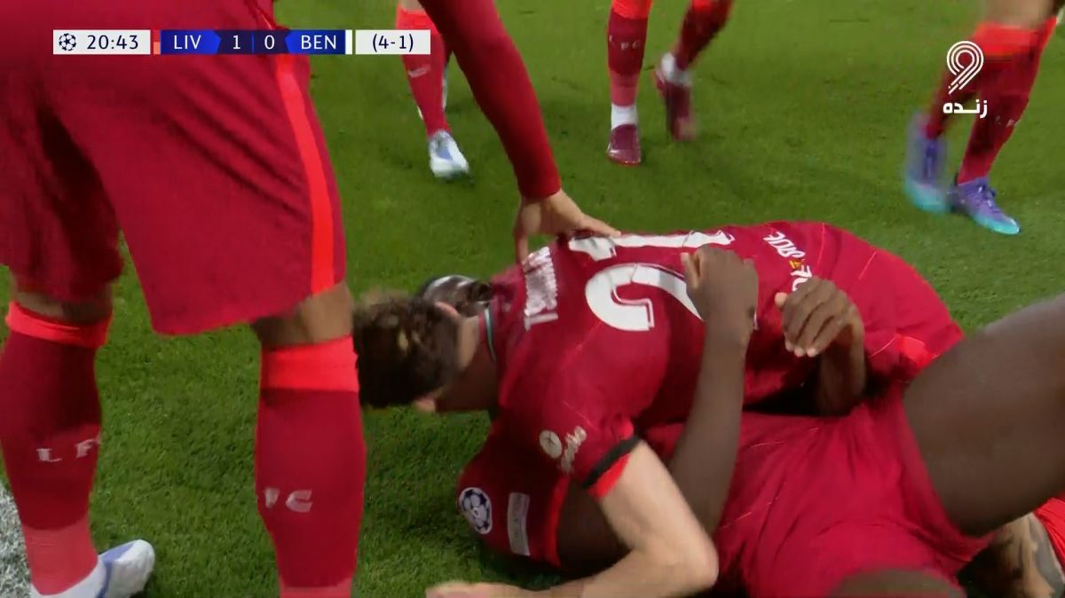 گل اول لیورپول به بنفیکا (کوناته)