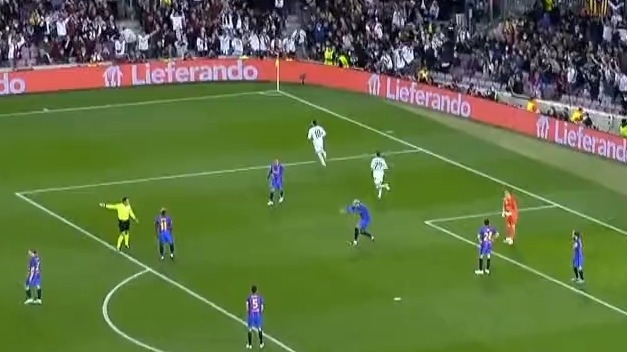 گل سوم فرانکفورت به بارسلونا (دبل کوستیچ)