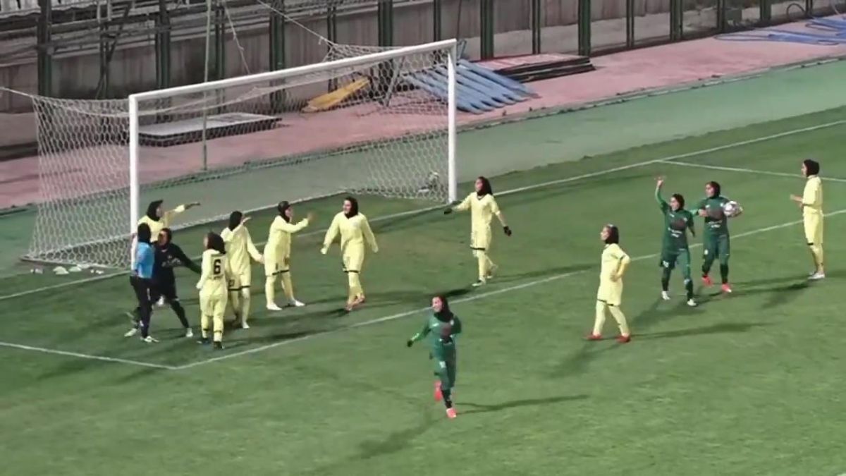 خلاصه بازی بانوان ذوب آهن 3-0 همیاری ارومیه