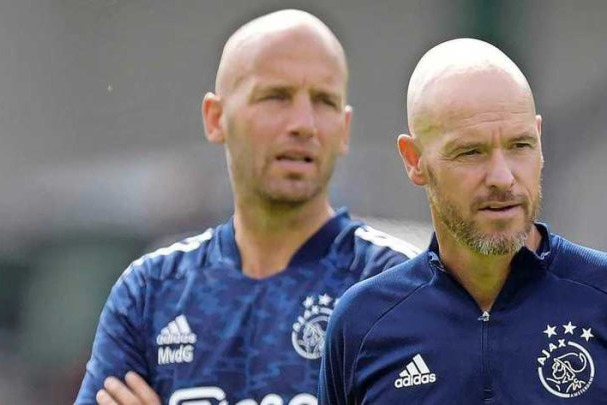 چه کسی دستیار سرمربی جدید منچستریونایتد میشود؟