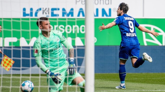 خلاصه بازی گروتر فورث 1-4 بایر لورکوزن (گل و پاس گل آزمون)