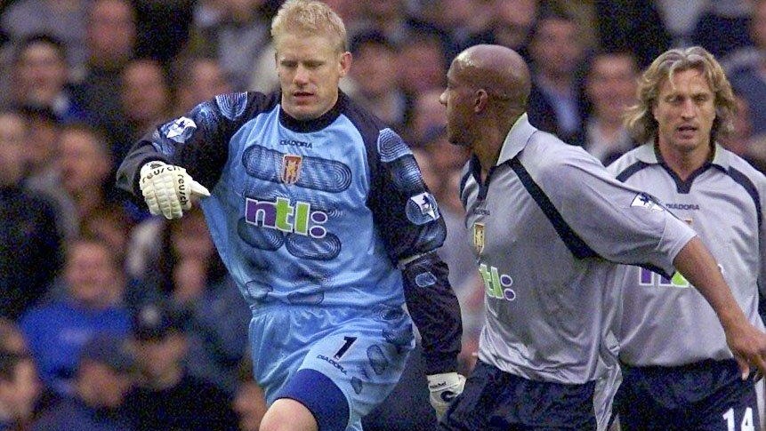 گلزنی پیتر اشمایکل برای استون ویلا مقابل اورتون در سال 2001