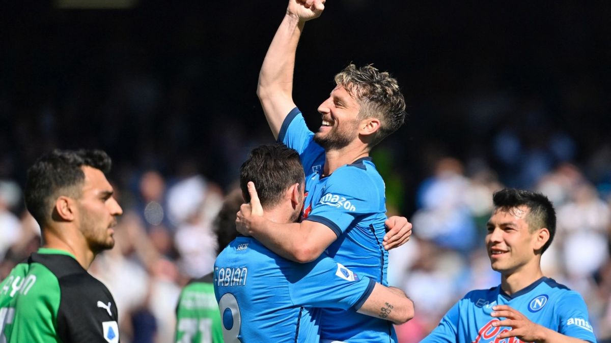 خلاصه بازی ناپولی 6-1 ساسولو