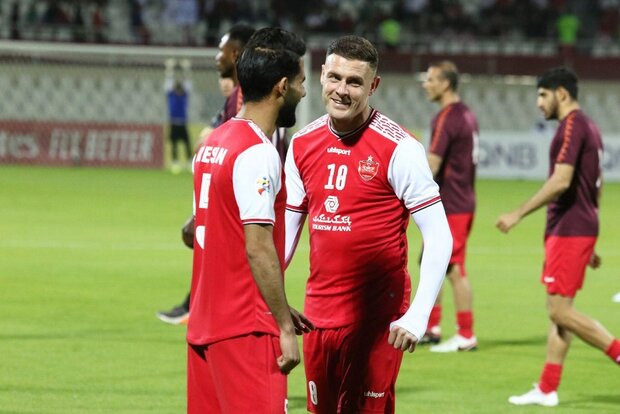 خبری از هوادار پولدار پرسپولیس نیست/ استوکس پنجره را میبندد