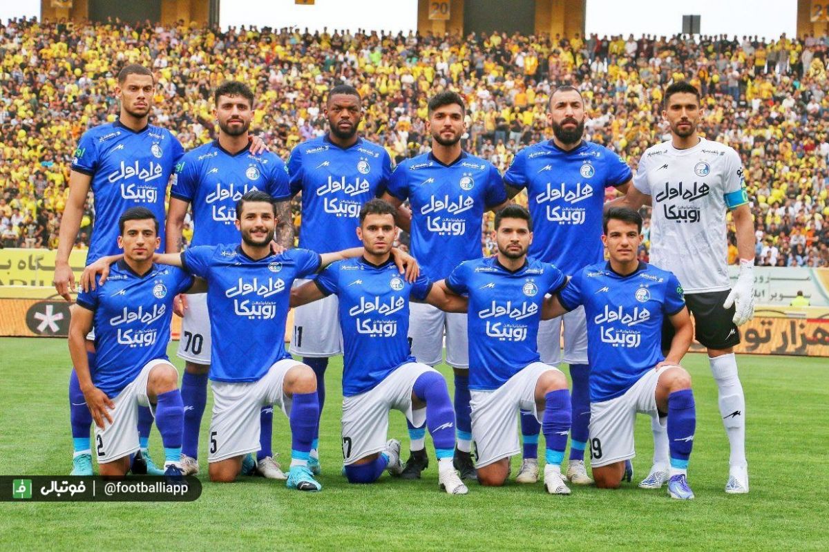 بیاتی‌نیا: قبلا به استقلال در خصوص این سبک بازی هشدار داده بودم!/ فرهاد یک موضوع را خیلی زود استارت زد!