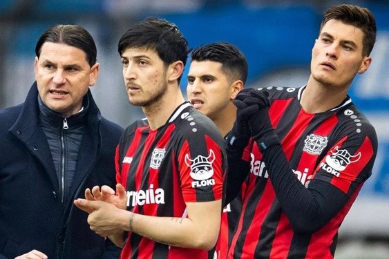 آزمون در هفته پایانی بوندس لیگا برای لورکوزن بازی می‌کند