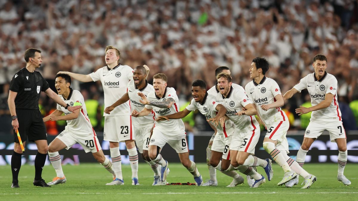 خلاصه بازی اینتراخت فرانکفورت 1-1 رنجرز / پنالتی 5-4 (فینال لیگ اروپا)