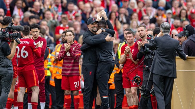 مراسم خداحافظی اوریگی با هواداران لیورپول در آنفیلد