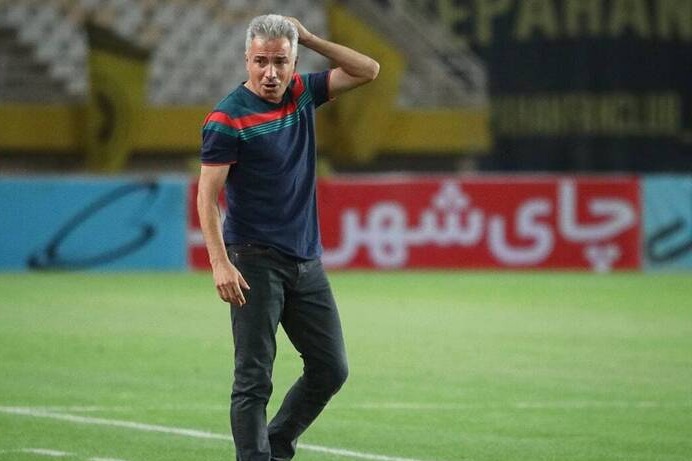 اکبرپور: برد برابر مس، رکورد شکست‌ناپذیری را تضمین می‌کند؛ تعداد ملی‌پوشان استقلال عادلانه نیست