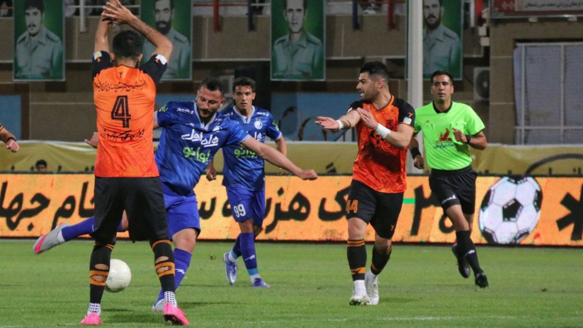 غول بیشاخ و دمِ مجیدی بازهم نباخت؛ نقاش ماهر آبی