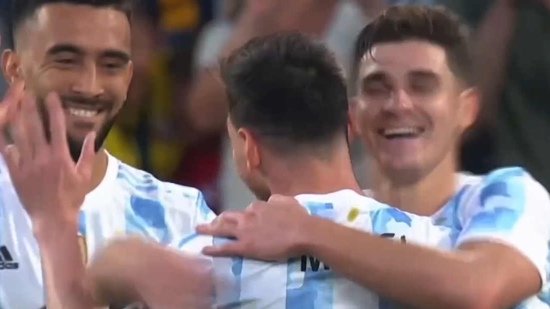 گل پنجم آرژانتین به استونی (گلات مسی)