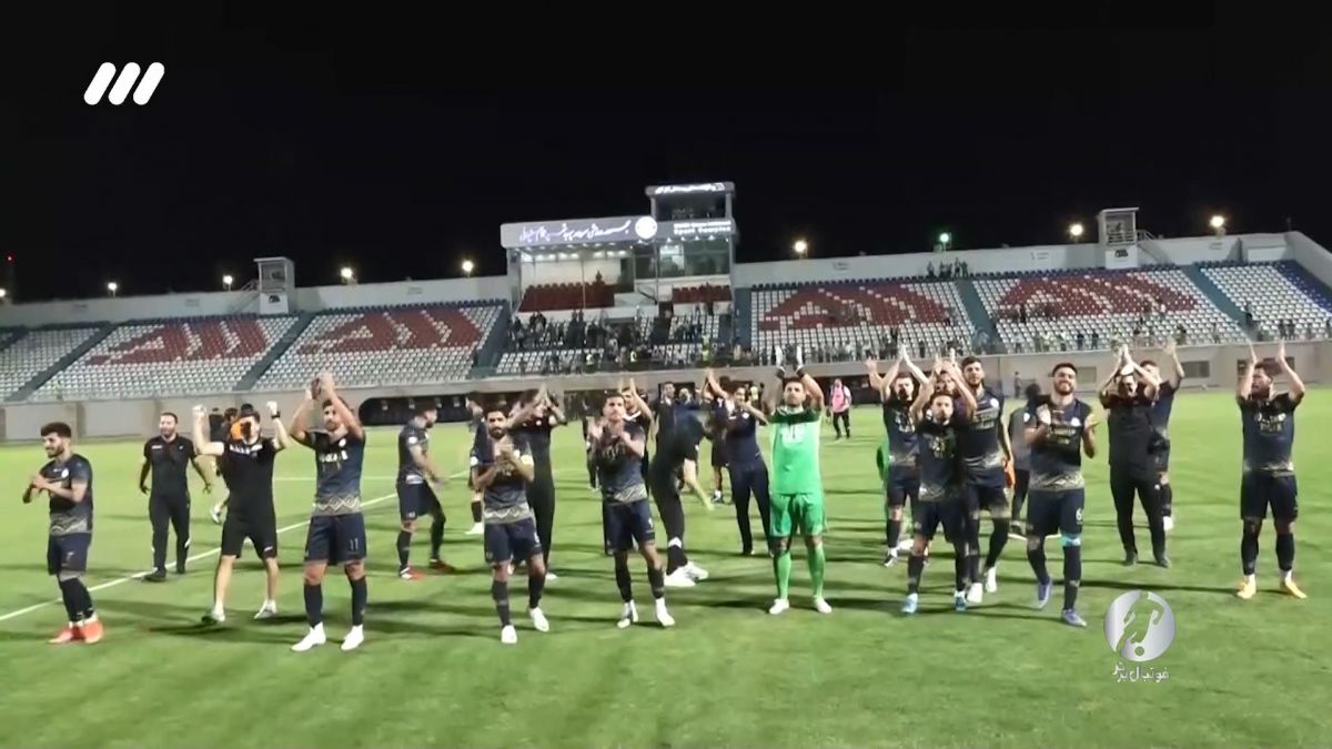 فوتبال برتر / حواشی بازی گل گهر 3-2 ذوب آهن