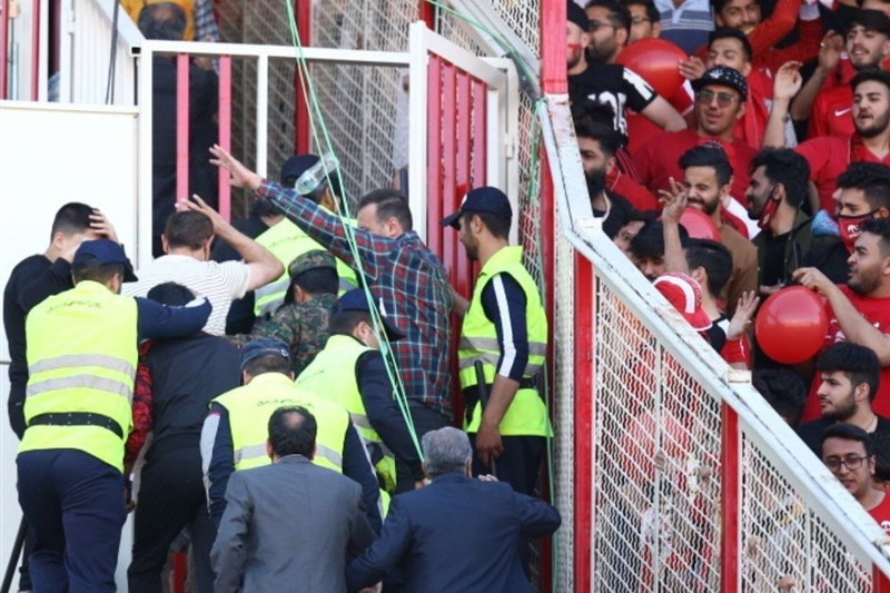 ۲ دلیل مهمی که منجر به صدور رأی جنجالی دیدار تراکتور ـ پرسپولیس شد