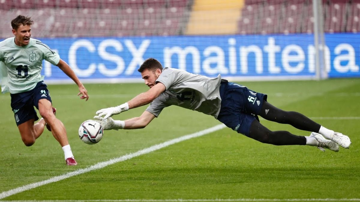 تمرین دروازه بانان اسپانیا برای تقابل با سوئیس