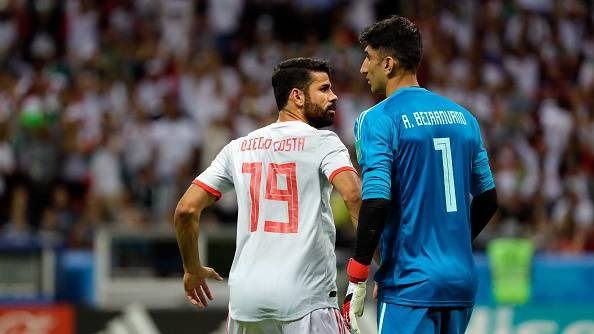 نوستالژی جام جهانی / درگیری علیرضا بیرانوند و دیگو کاستا در بازی ایران و اسپانیا (مرحله گروهی جام جهانی 2018)