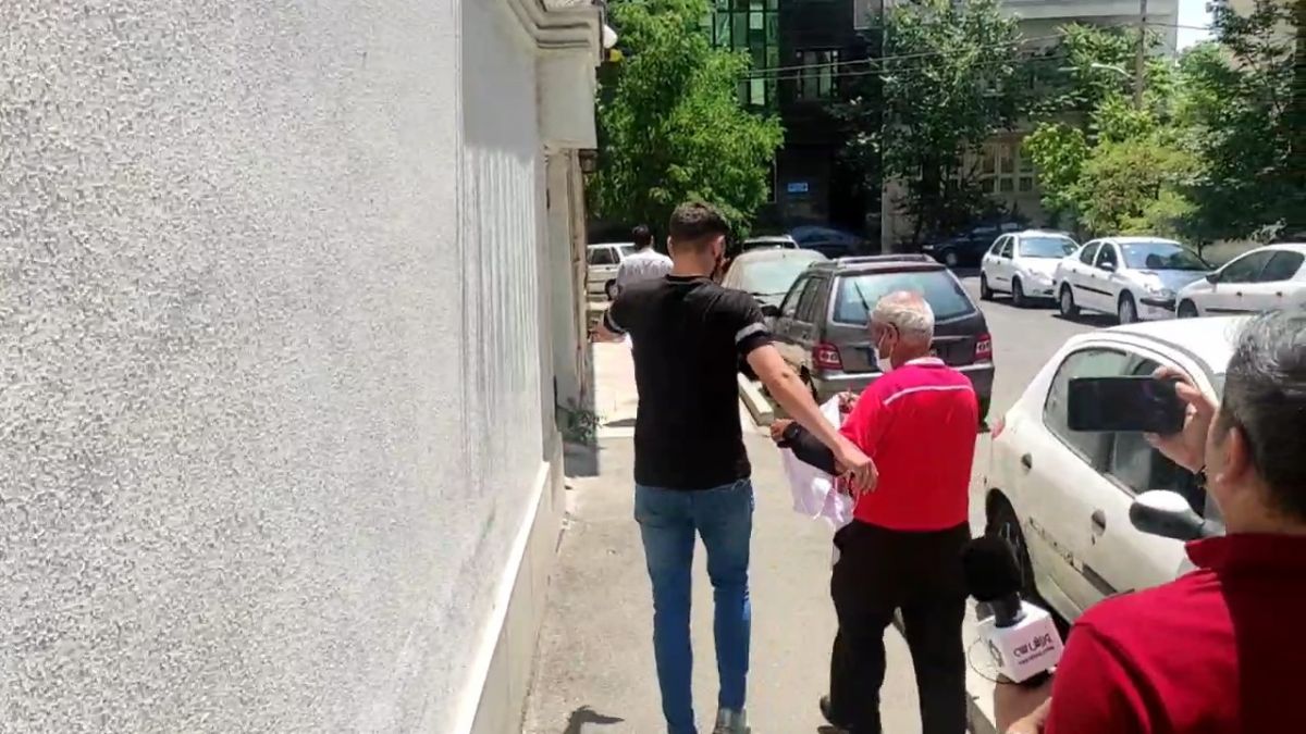 اختصاصی/ امیر شهیم بعد از خروج از باشگاه پرسپولیس حاضر به صحبت با خبرنگاران نشد