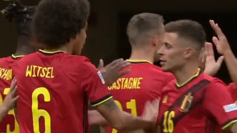 گل اول بلژیک به لهستان (باتشوایی)