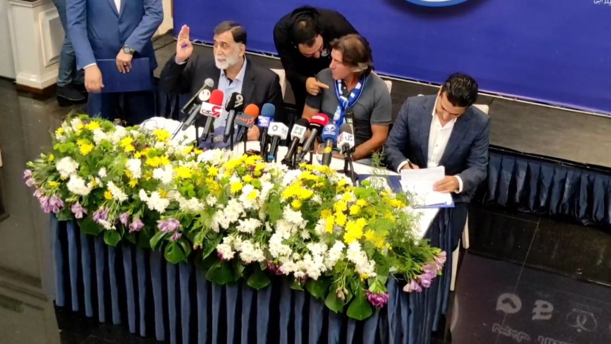 اختصاصی/ امضای قرارداد همکاری استقلال با اسپانسر البسه باشگاه