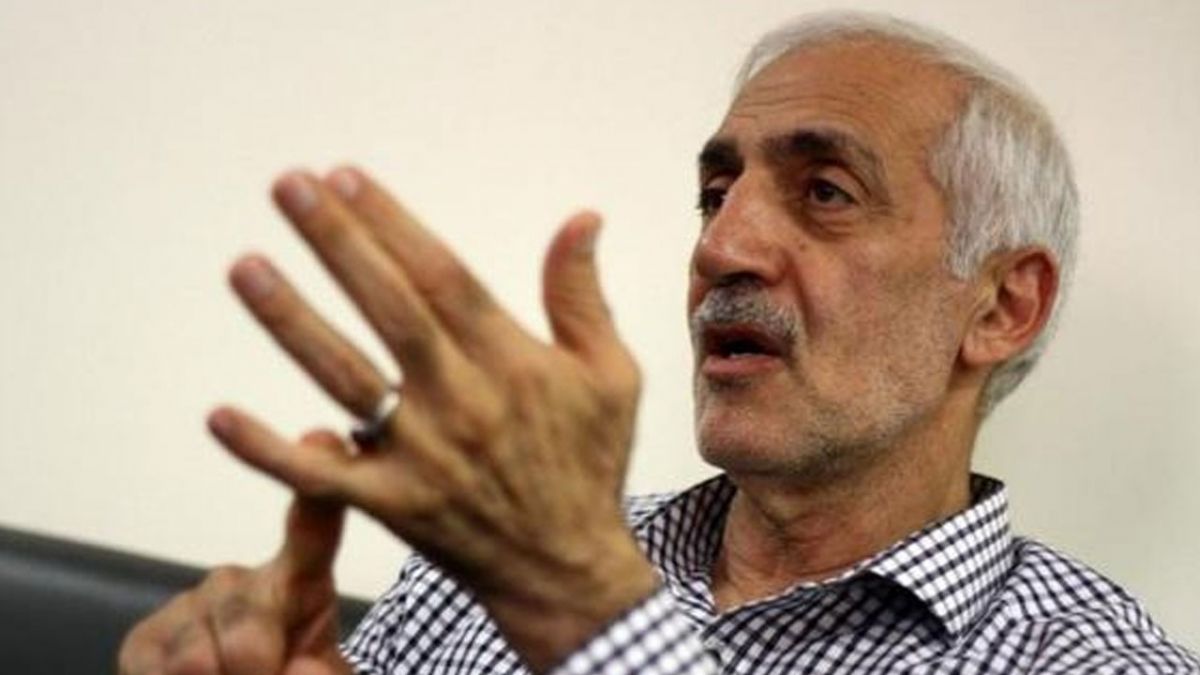 مجله فوتبال/ محمد دادگان: خوشحالم روی اصولم ماندم و در انتخابات فدراسیون ثبت نام نکردم - کسانی که ثبت نام کردند جلوی آینه بایستند