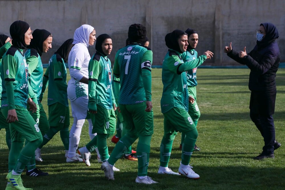 خبر تلخ مدیرعامل باشگاه ذوب آهن؛ تیم فوتبال بانوان منحل میشود