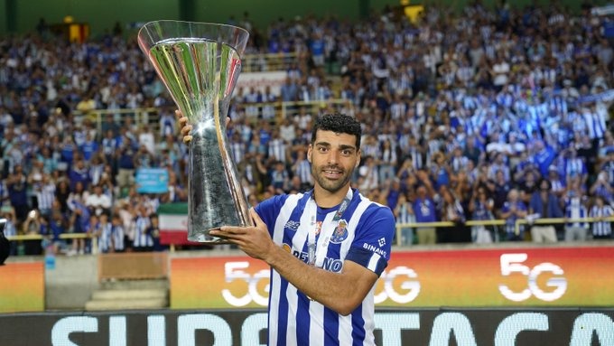 جام سوپرکاپ پرتغال در دستان طارمی البته برعکس