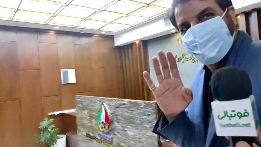 اختصاصی/ یونس اسدی‌مقدم  در حاشیه کارگاه آموزشی معاونین اجرایی و مدیران تیم‌های لیگ برتر و لیگ دسته اول به سوالات خبرنگاران پاسخ نداد