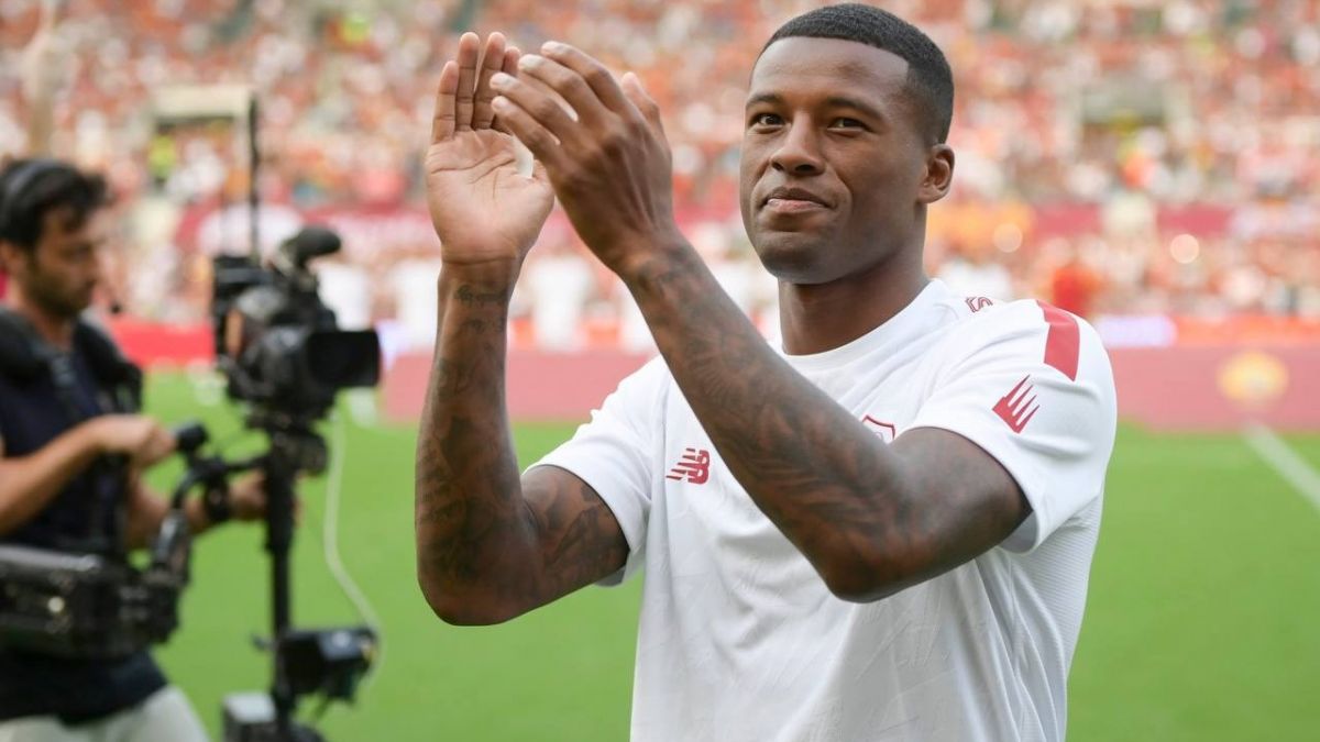 معرفی خریدهای تابستانی رم در ورزشگاه المپیکو قبل از بازی مقابل شاختار