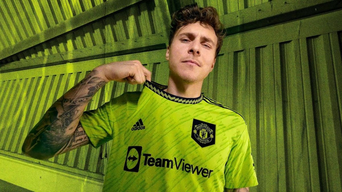 رونمایی از کیت سوم منچستریونایتد برای فصل 23-2022