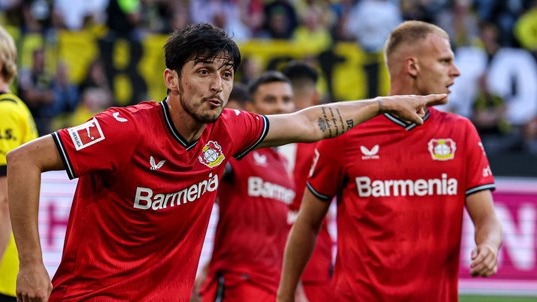 هم‌تیمی سرداد آزمون نامزد بهترین فوتبالیست جوان جهان شد(عکس)