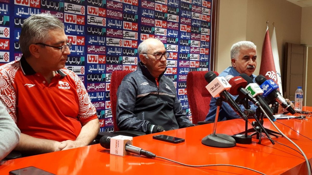 اختصاصی/ کنفرانس خبری قبل از بازی تراکتور و ذوب آهن
