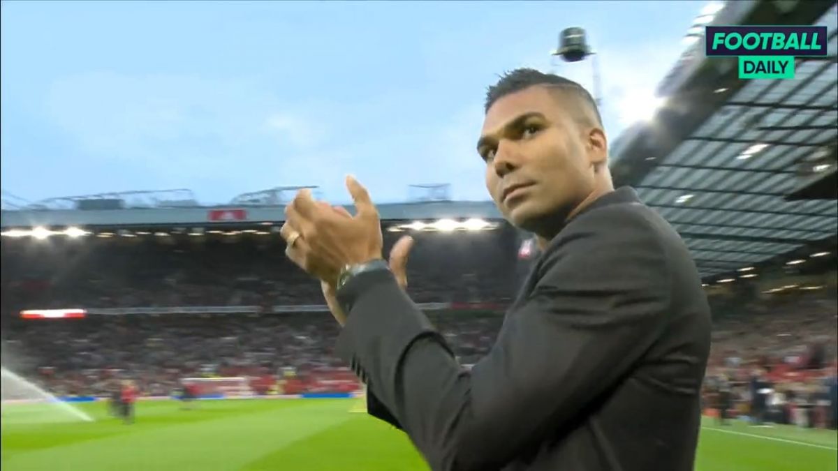 رونمایی از کاسمیرو در ورزشگاه اولدترافورد قبل از بازی منچستریونایتد و لیورپول