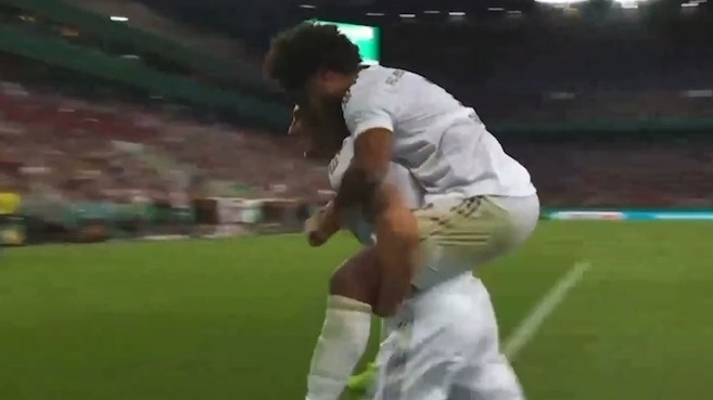 گل پنجم بایرن مونیخ به ویکتوریا کلن (گورتزکا)