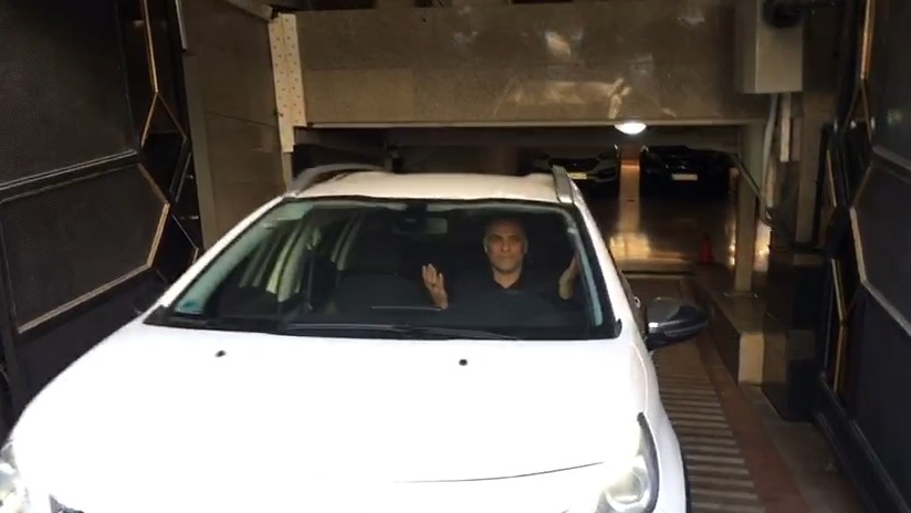 اختصاصی/ میرشاد ماجدی پس از خروج از جلسه هیئت رییسه فدراسیون فوتبال حاضر به مصاحبه با خبرنگاران نشد