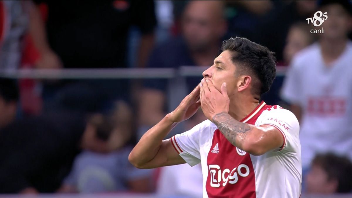 گل اول آژاکس به رنجرز (ادسون آلوارز)