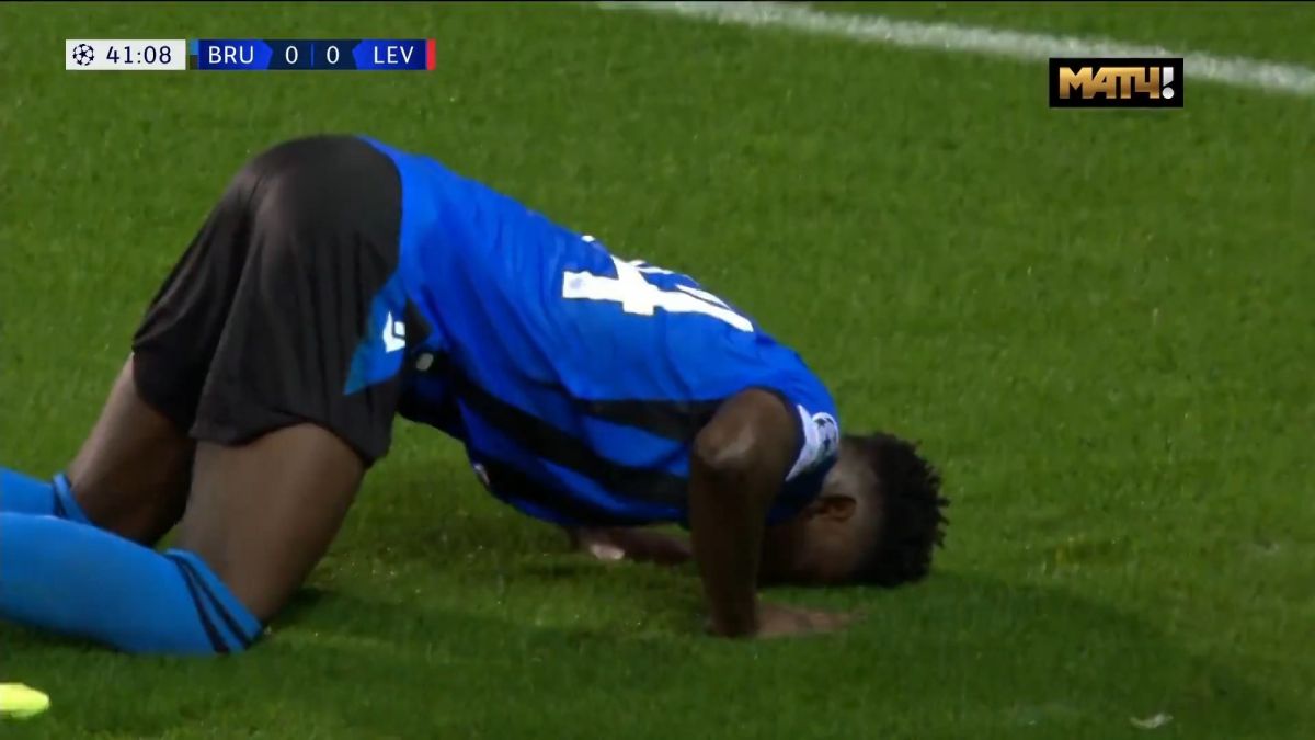 گل اول کلوب بروژ به بایر لورکوزن (سیلا)