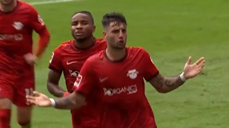 گل دوم لایپزیش به دورتموند (سوپرگل استثنایی سوبولای)