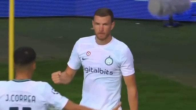 گل اول اینتر به ویکتوریا پلژن (ژکو)