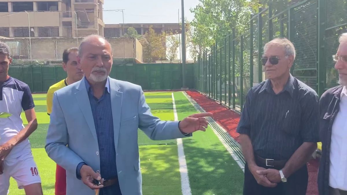 اختصاصی/ صحبتهای نادر فریادشیران در جمع پیشکسوتان تیم فوتبال راه آهن